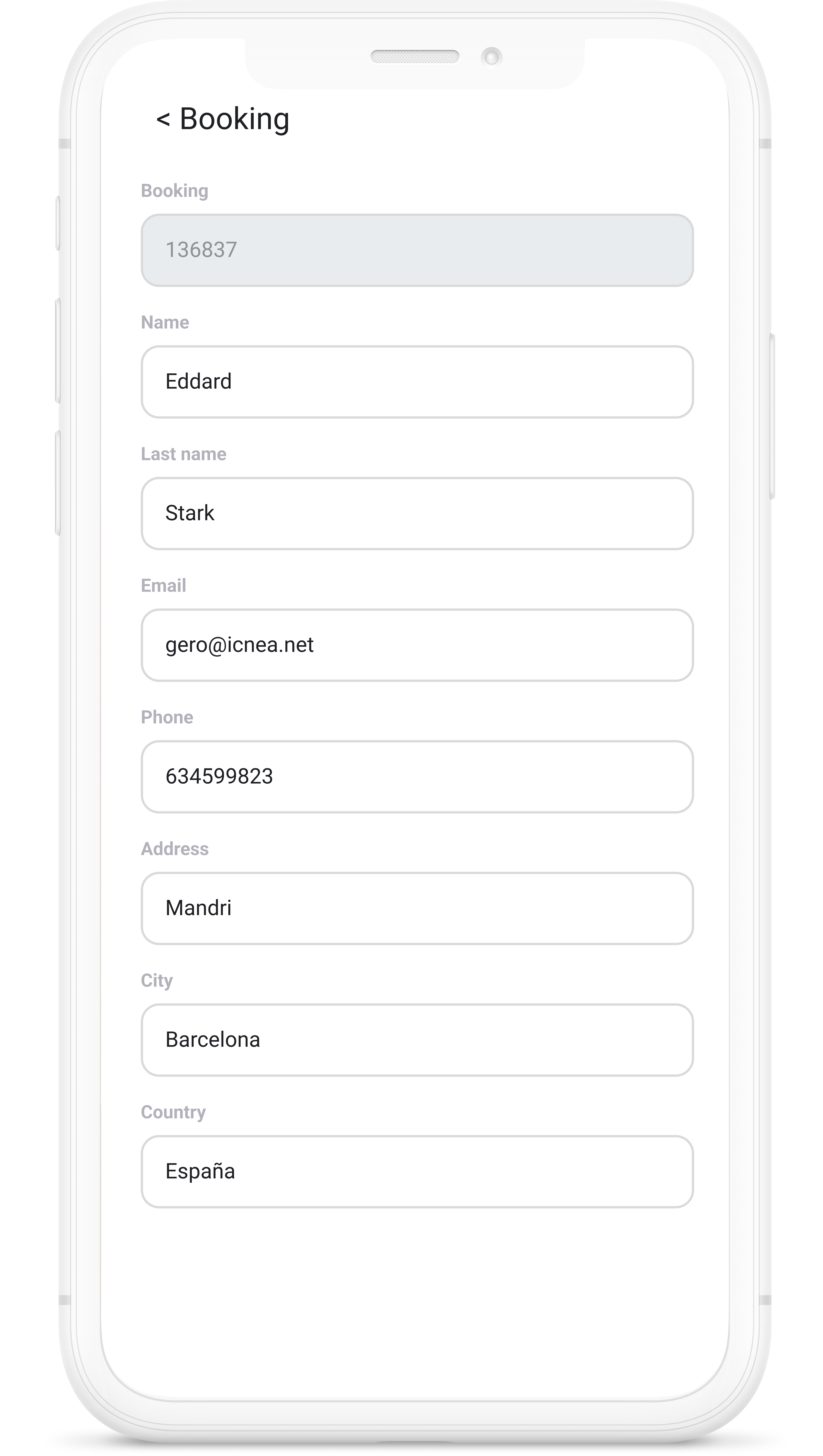 Dispositivo mobile che visualizza i dettagli della prenotazione sull'app icnea